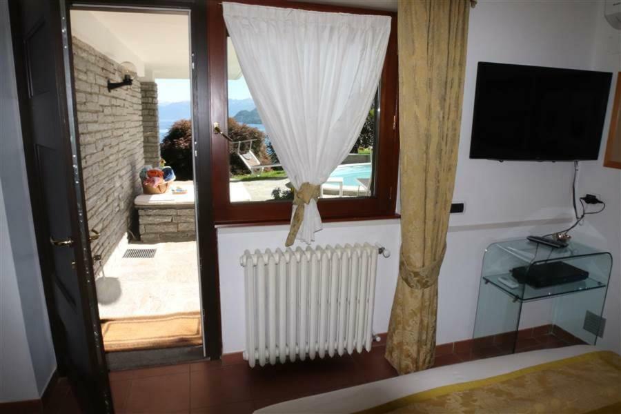 Bed and Breakfast La Volpe Dorata Стреза Экстерьер фото